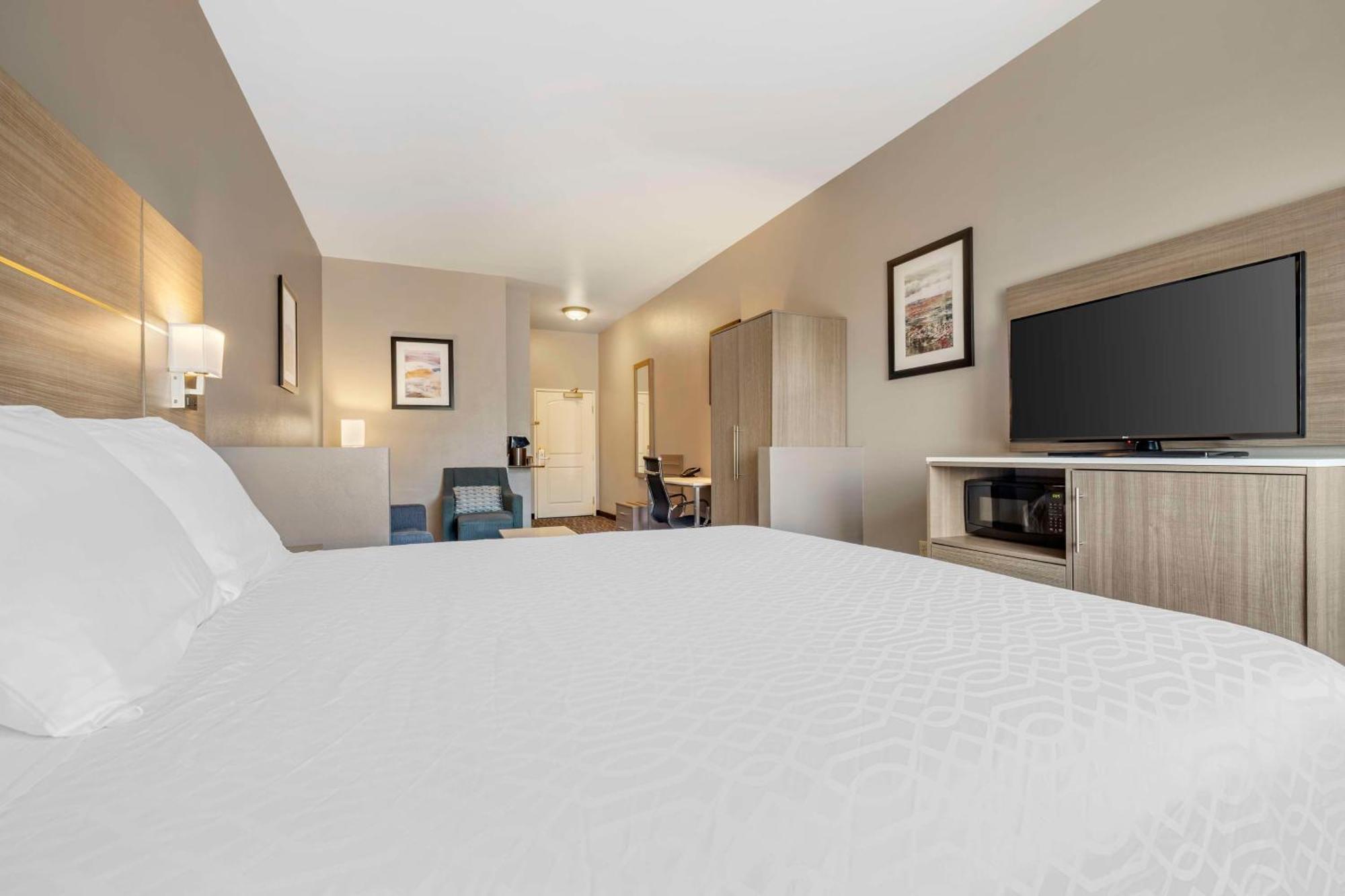 Western Elsinore Inn&suites Lake Elsinore