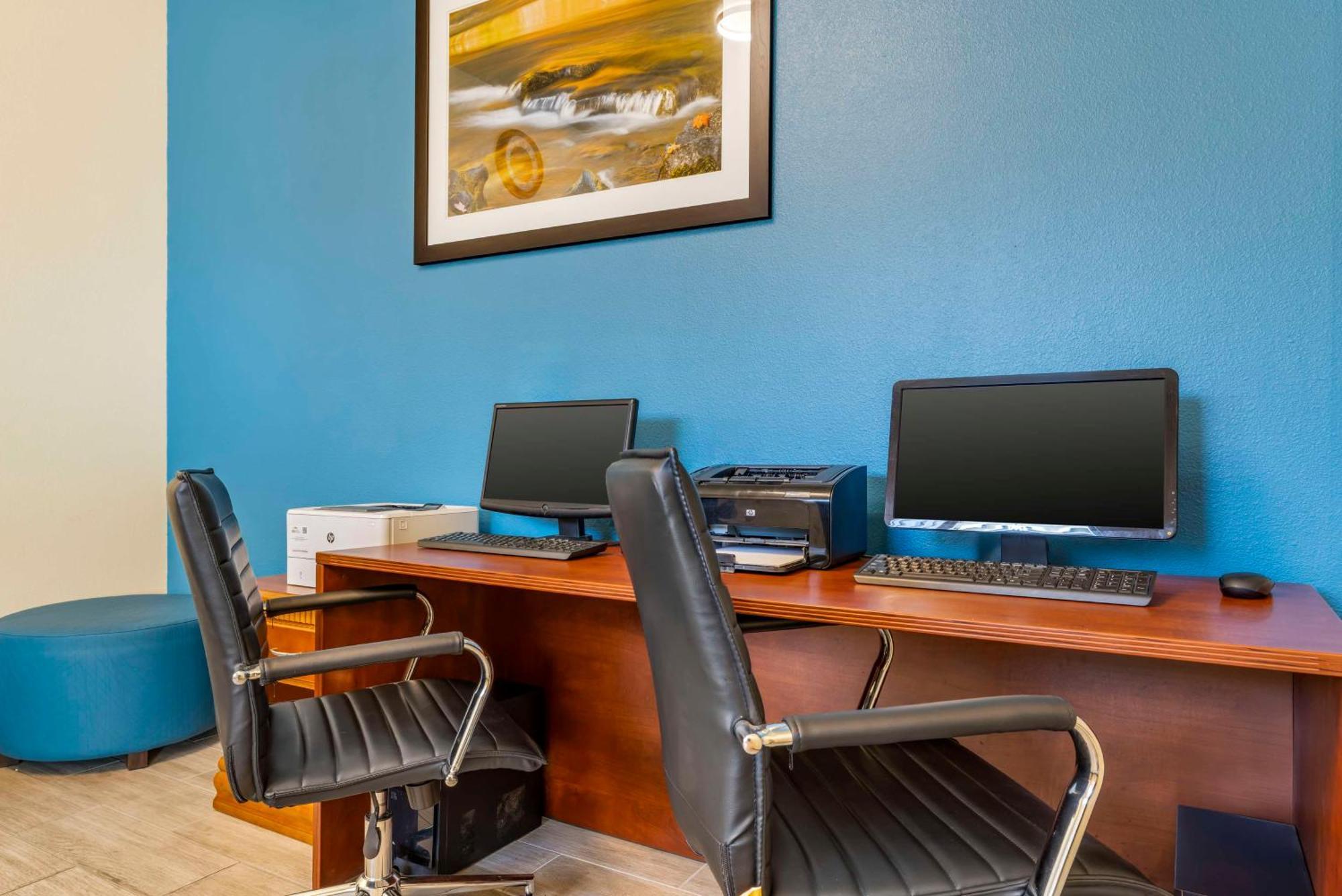 Western Elsinore Inn&suites Hotel 3*