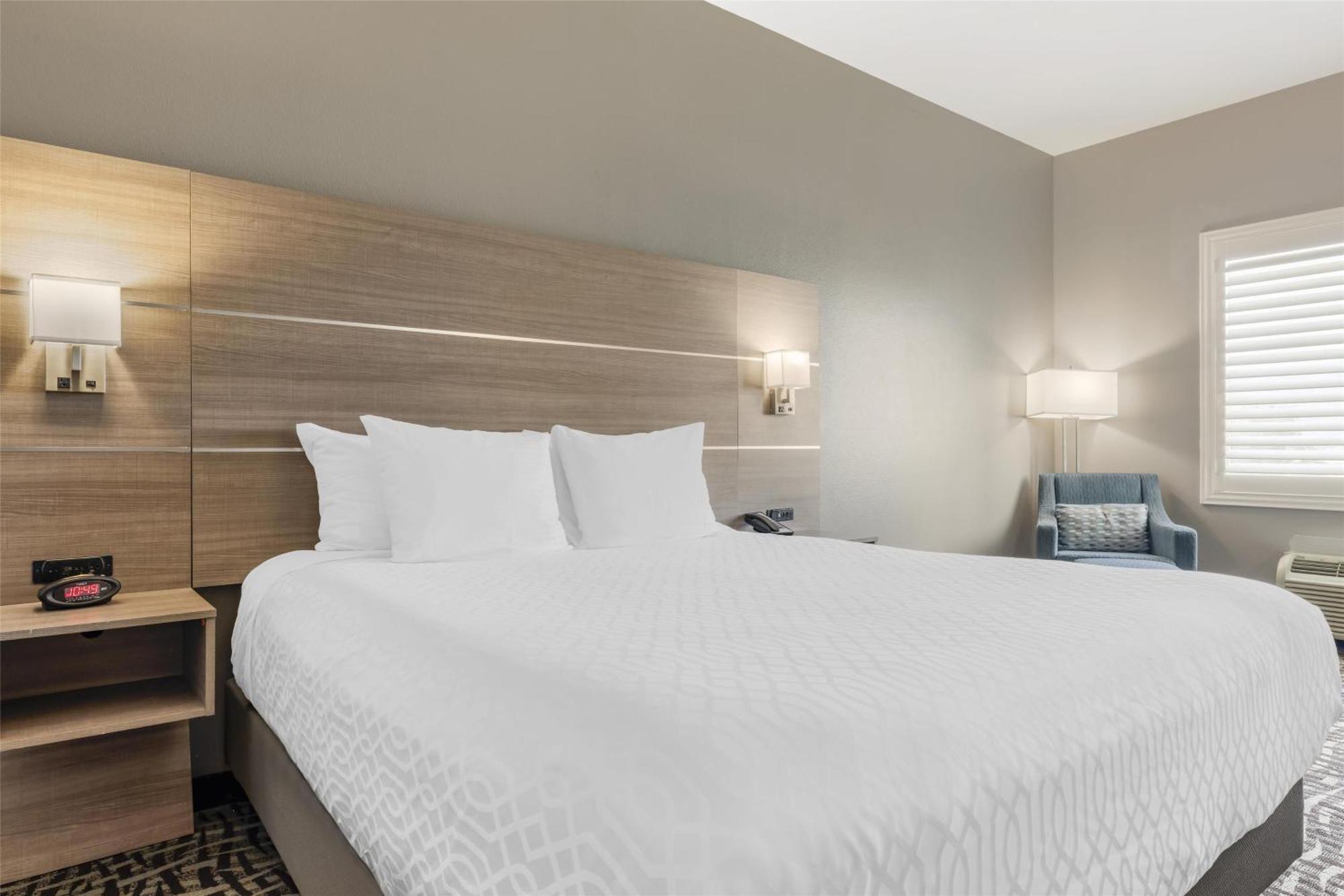 Western Elsinore Inn&suites Hotel