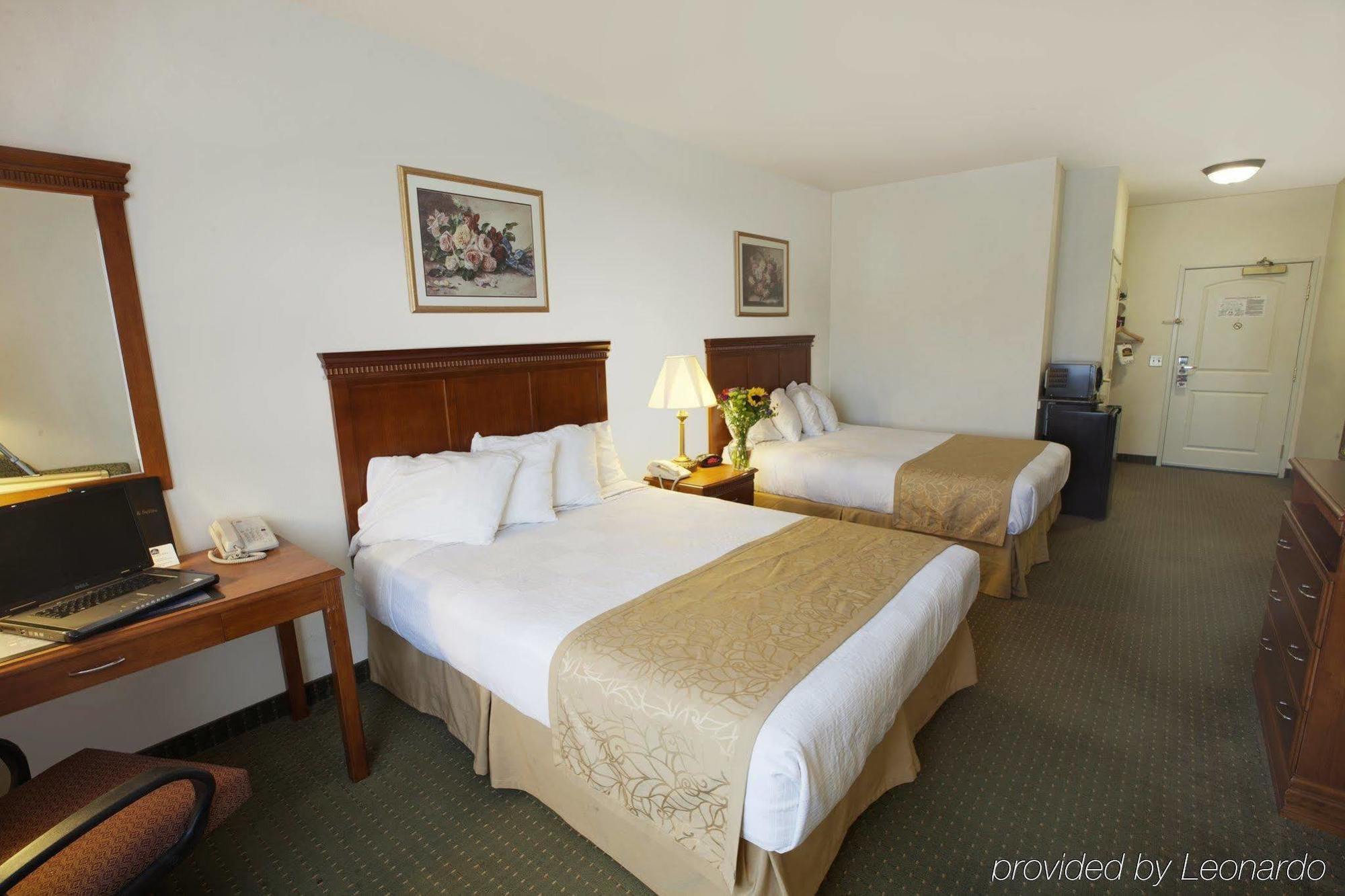 Hotel Western Elsinore & Lake Elsinore