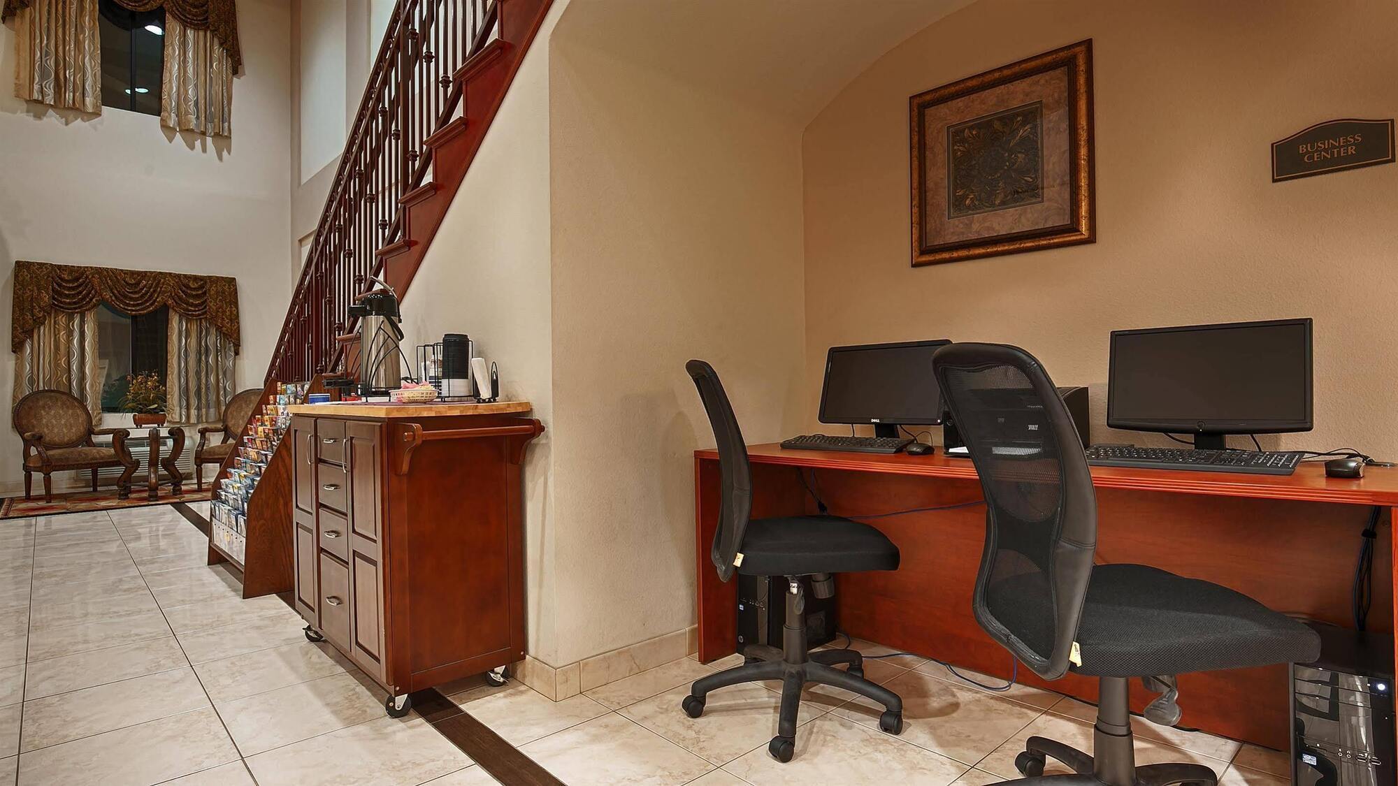 Western Elsinore Inn&suites Lake Elsinore